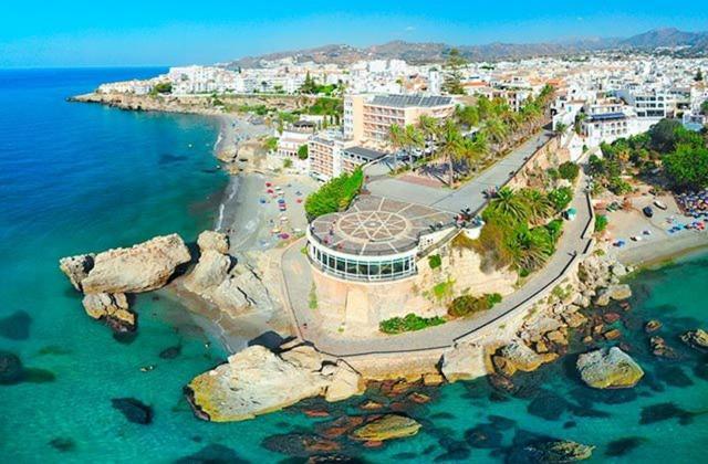 Colon Nerja Apartment Ngoại thất bức ảnh